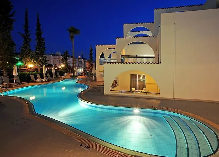 Lejlighedshotel Petrosana 4*