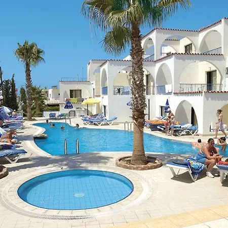 Aparthotel Petrosana 3*