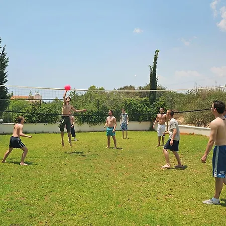 מלון דירות Petrosana