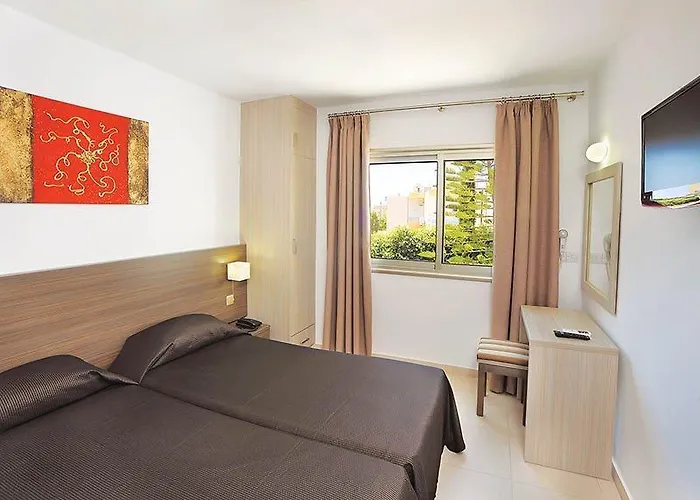 Appart hôtel Petrosana Ayía Nápa