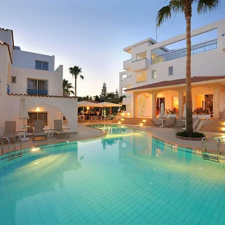 Petrosana Aparthotel 4*